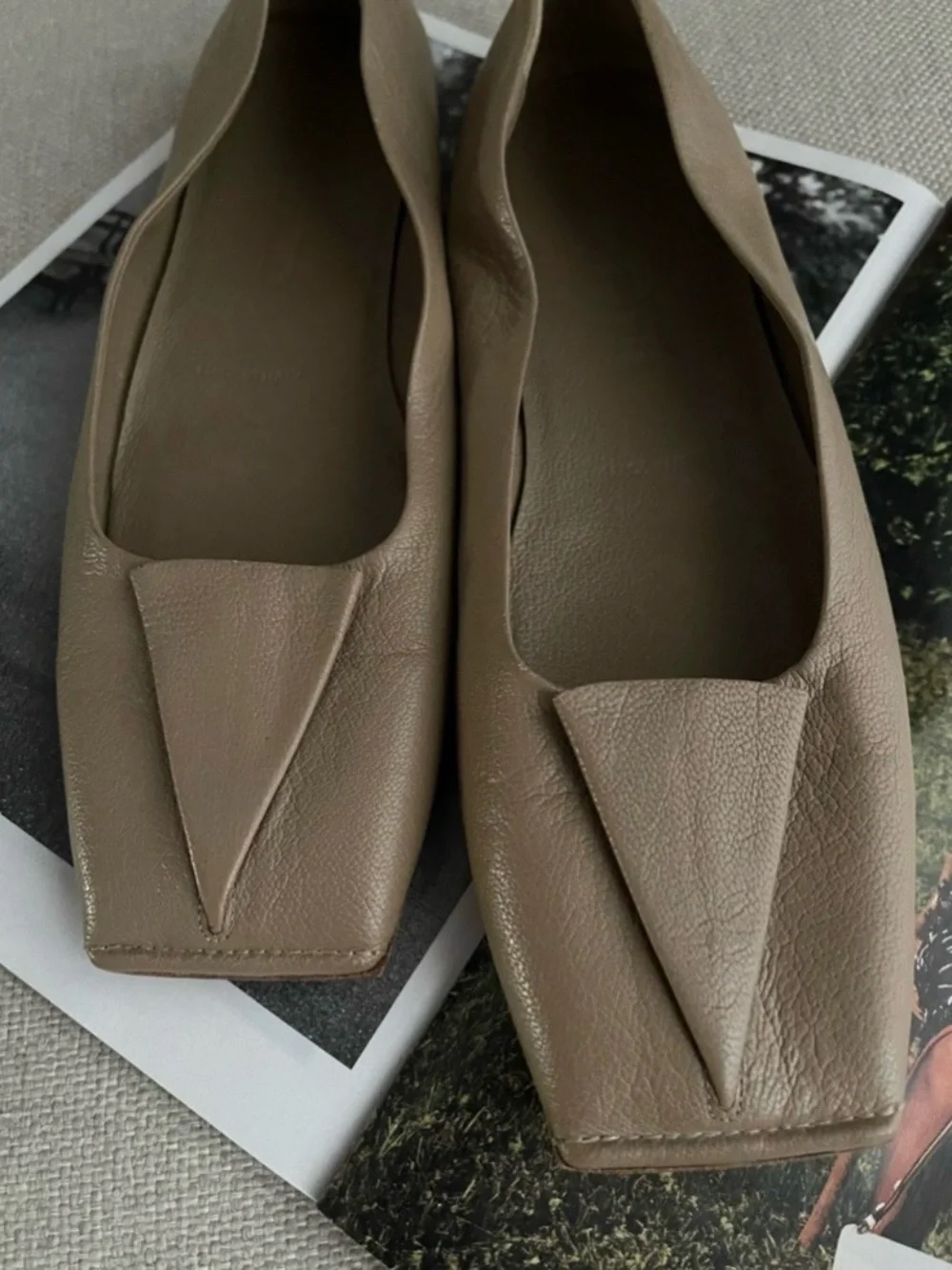 Jil Sander Beige Square-Toe Leather Flats